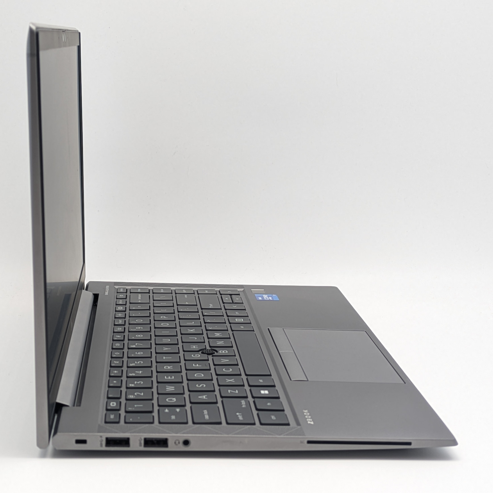HP ZBook Firefly 14 G8 14″ i7-1185G7 16GB DDR4 512GB SSD Windows 11 Home