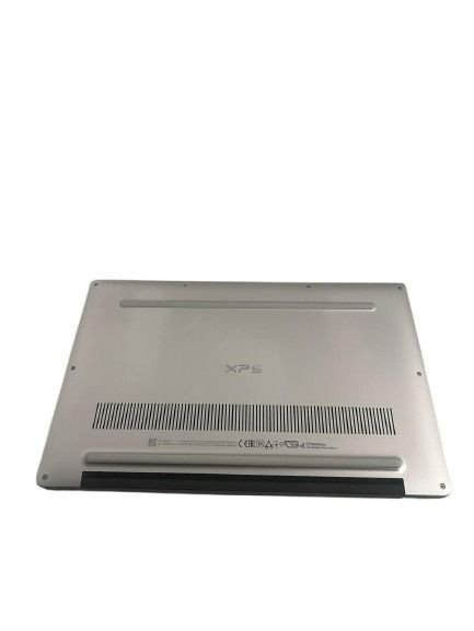 Dell XPS 13 7390 | 13.3″ | i7-10510U | 16GB RAM | 512GB SSD
