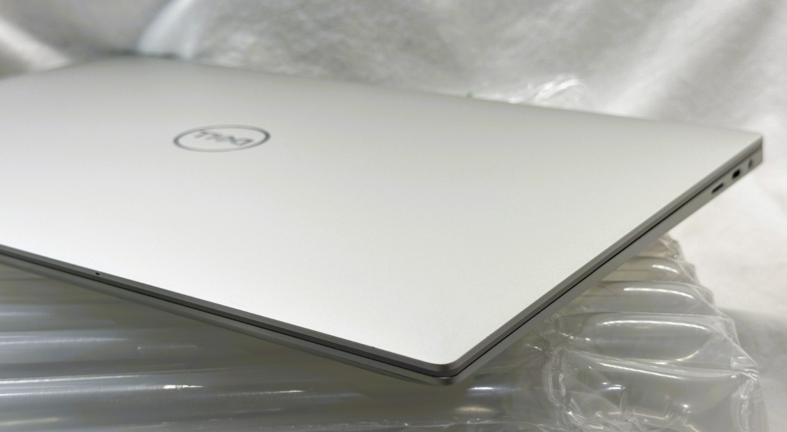 Dell XPS 16 – 9640 OLED ✔Ultra 9 185H ✔2TB 990PRO ✔32GB RAM ✔RTX 4060 8GB