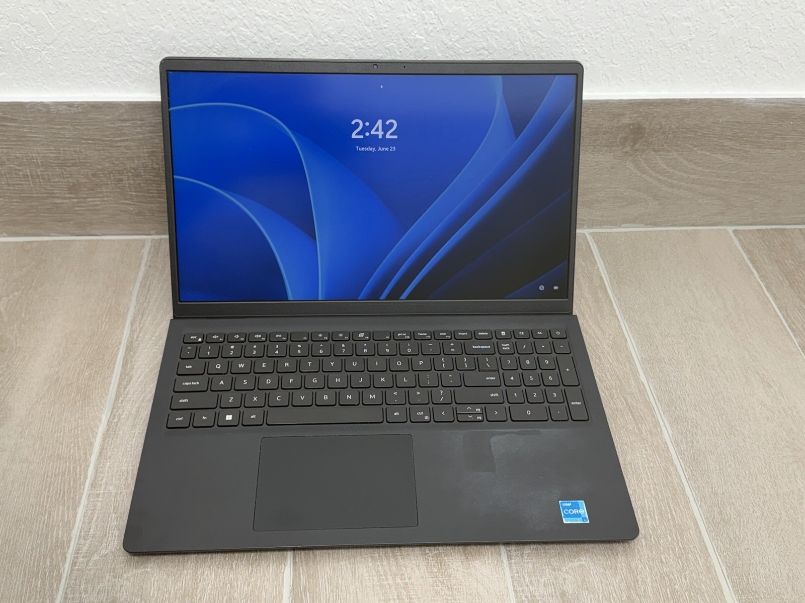 “Bad Keyboard” Dell Inspiron 15 3520 15.6″ Core™ i3-1215U 8GB RAM 128GB SSD