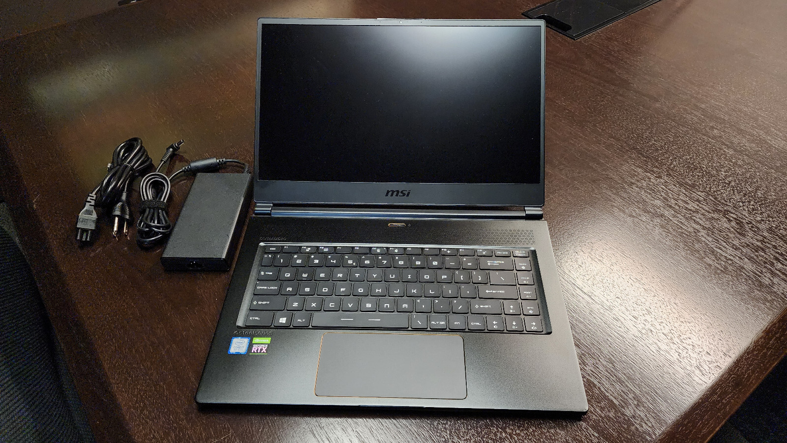 MSI GS65 STEALTH MS-16Q4 i7-8750H Nvidia RTX 2060 32GB 512GB SSD Gaming Laptop
