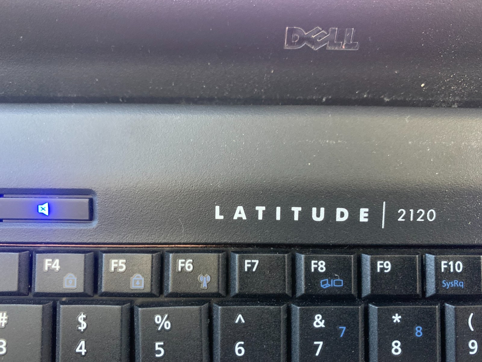 Dell Latitude 2120 12.5″ Intel Atom N455 1.66GHz 2 GB RAM 60GB HDD Win 7 Home