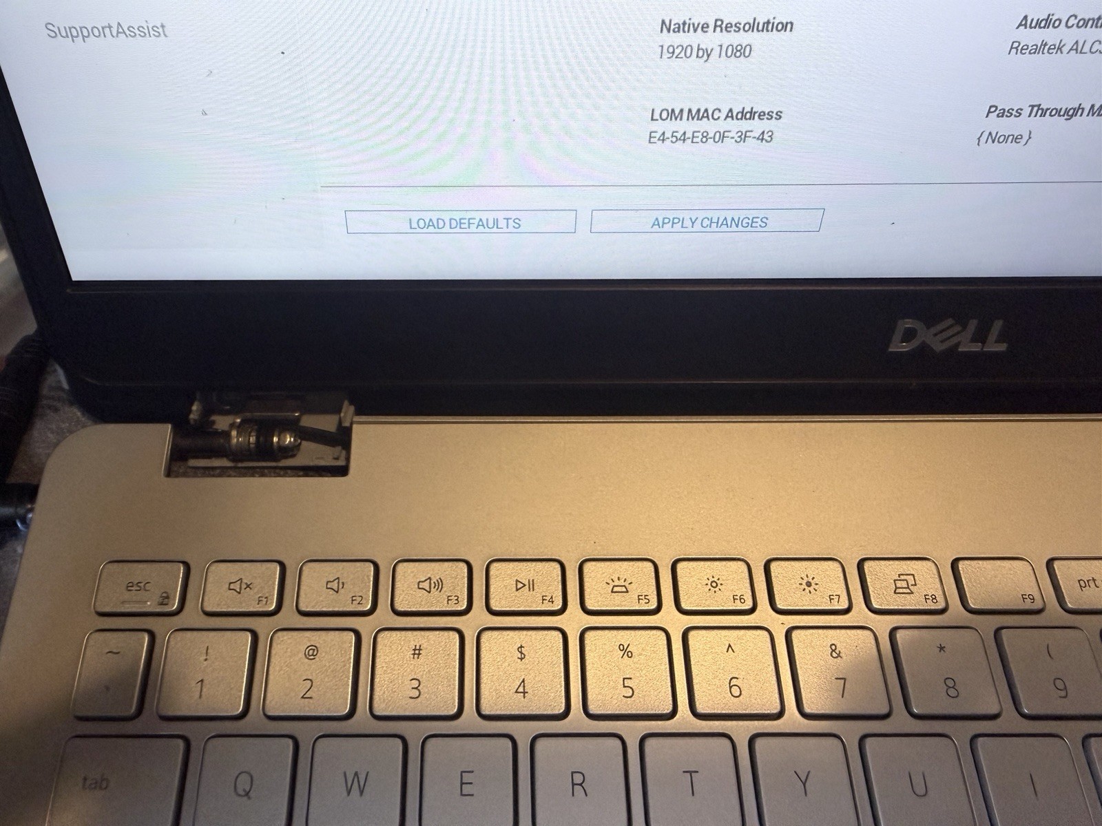 Dell Inspiron 5584 | i5-8265U 1.60GHz | NO RAM | NO SSD