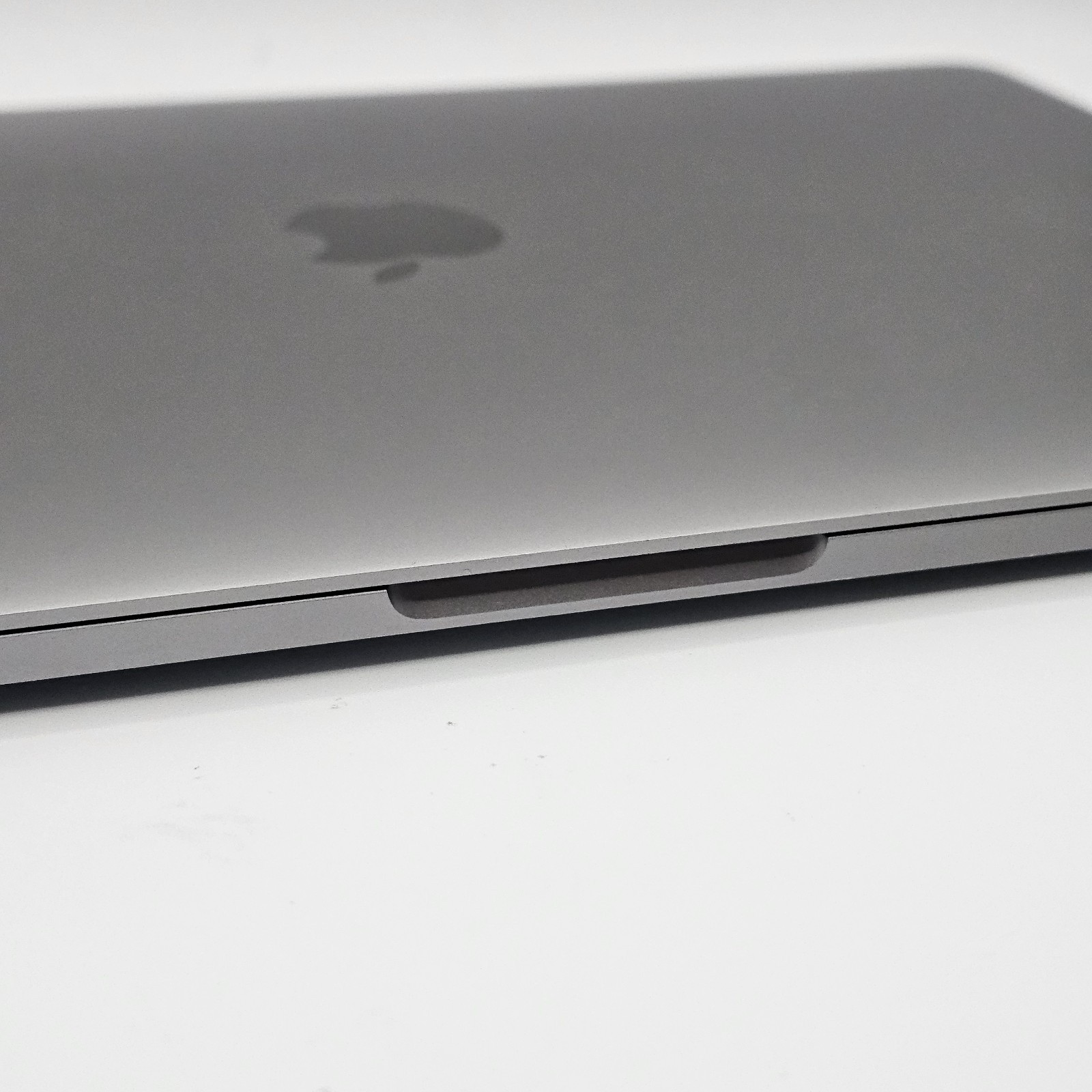 Apple MacBook Pro 13″ 2017 i5 2.3GHz 16GB RAM 256GB SSD Space Gray A1708 Ventura