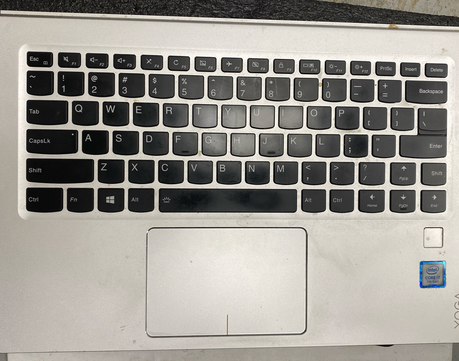 Lenovo Yoga 910-13IKB 80VF Keyboard Assembly And Battery
