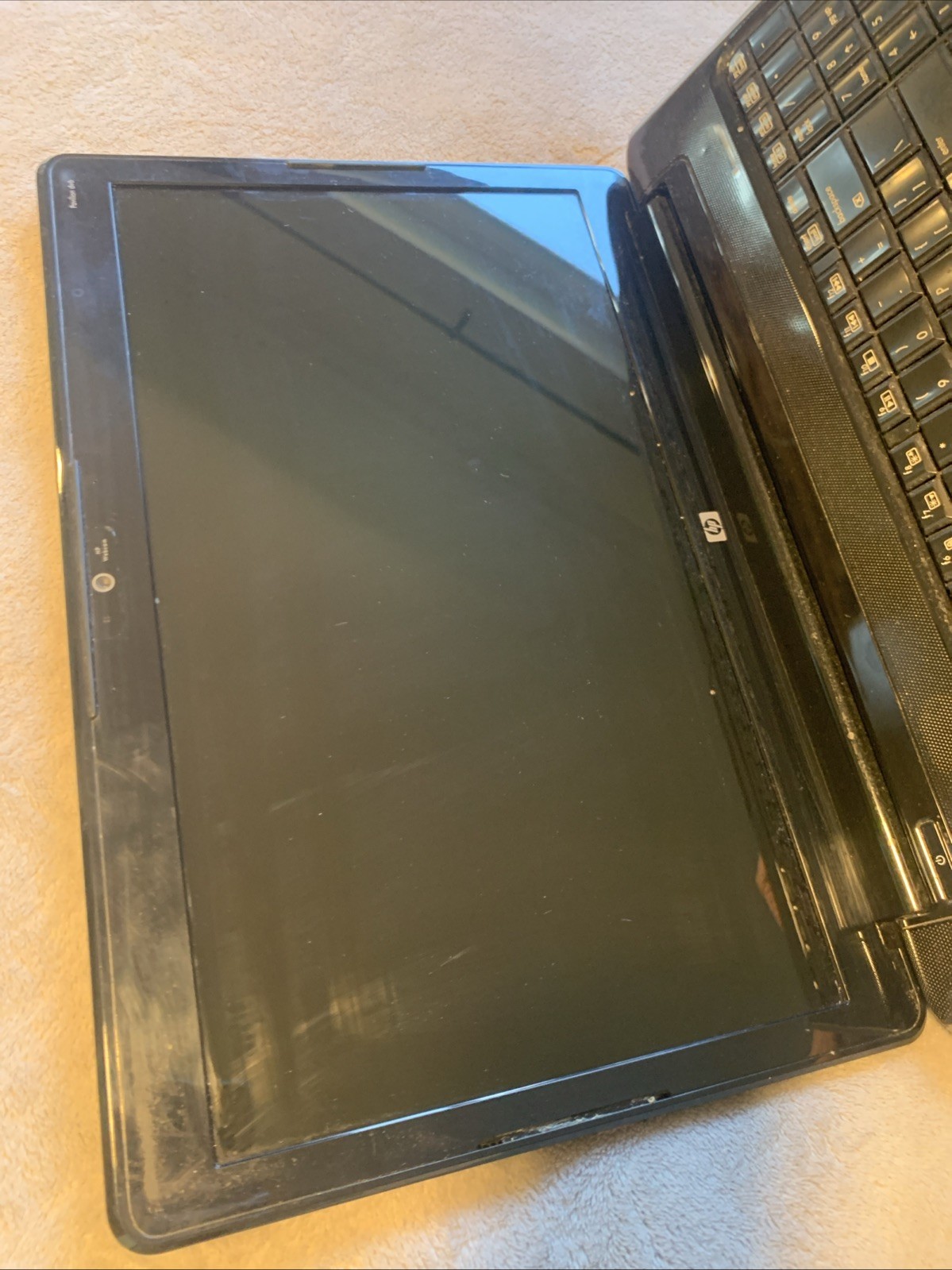 HP Pavilion DV6 2144nr Black Laptop Computer *No Operating System* (For Parts)