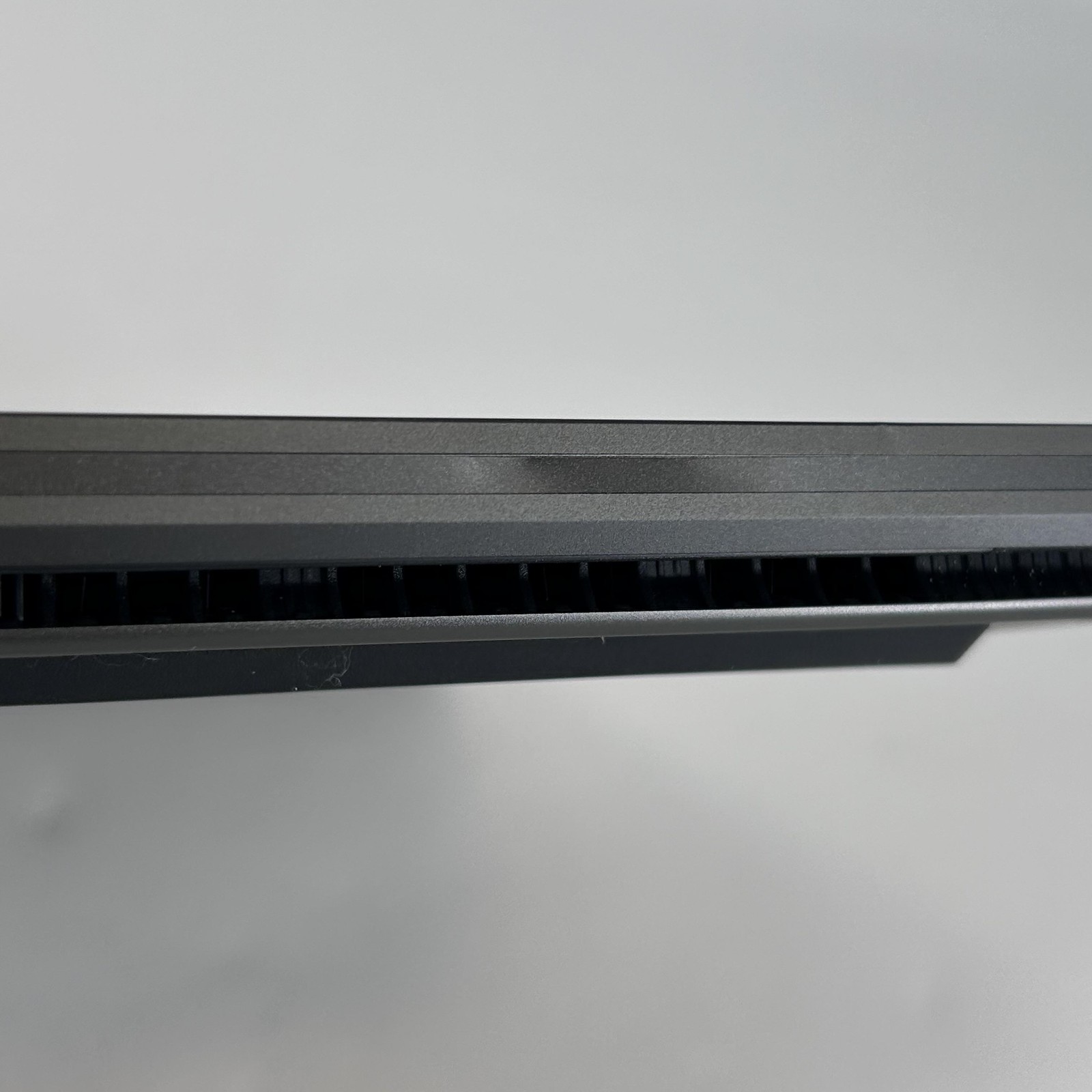Asus ROG Zephyrus G16 GU605 16 QHD+ 2.5 GHz Ultra 9 185H 32GB 2TB SSD RTX 4090