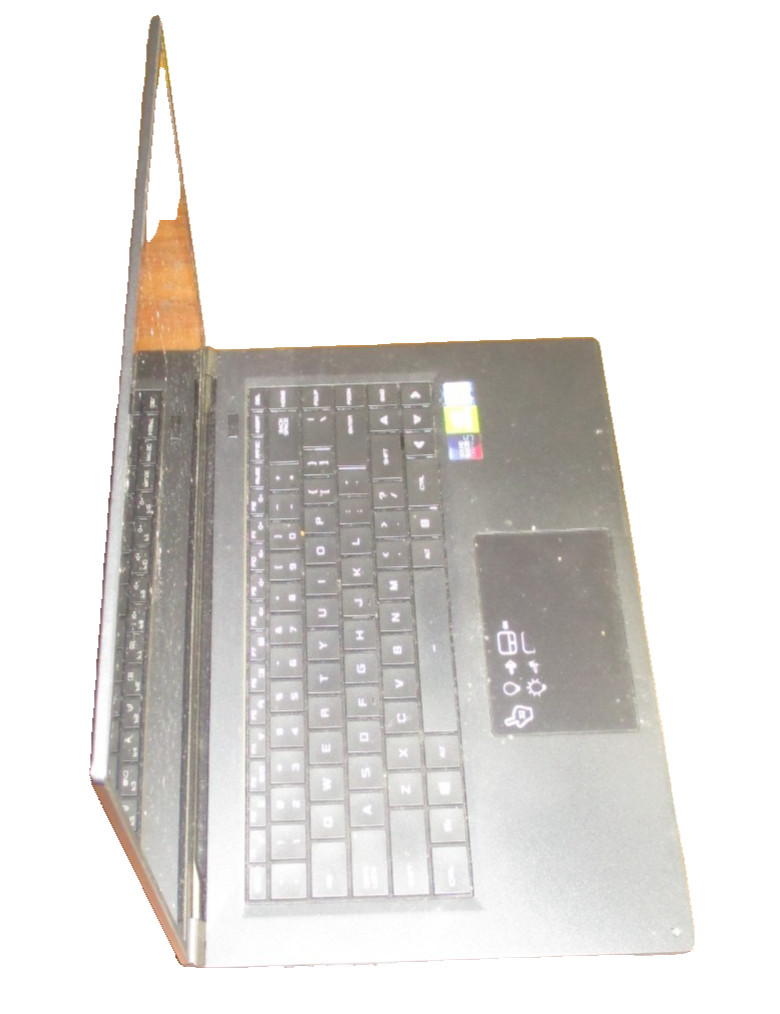 Eluktronics Mag-15U Intel i7 8GB RAM 256GB SSD Gaming Laptop| No Adapter