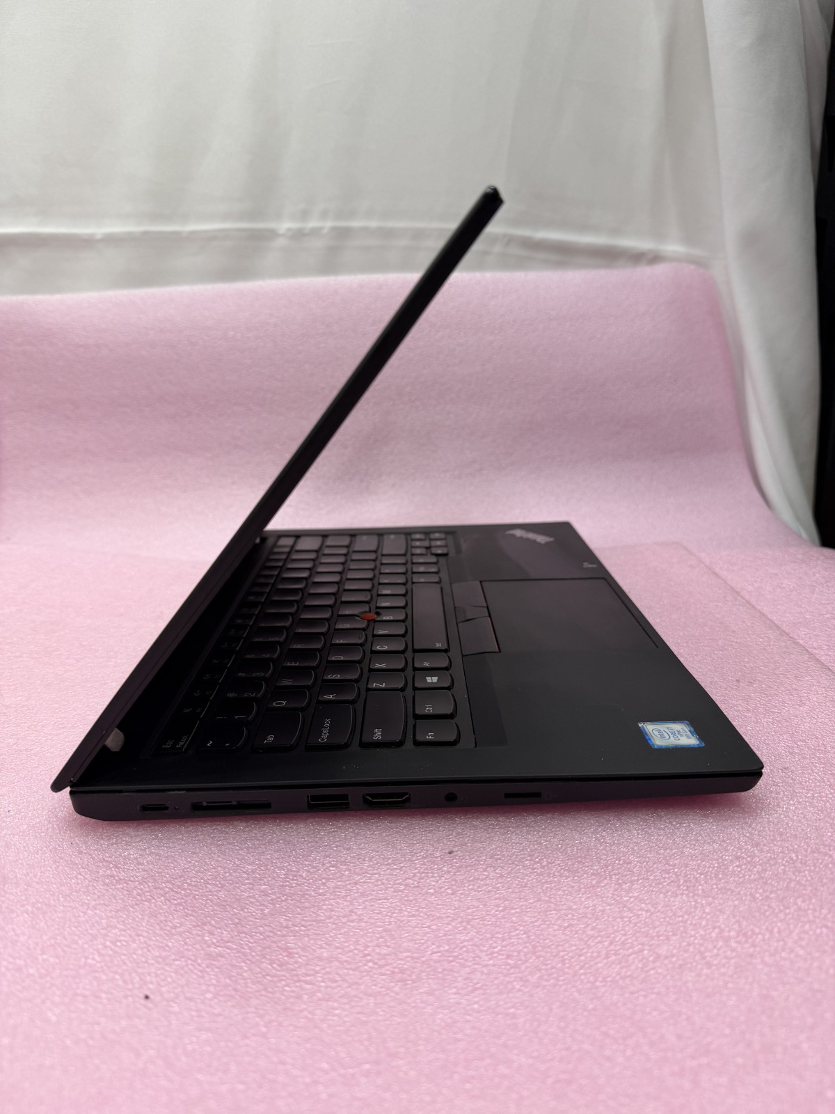 Lenovo ThinkPad T490 i7-8665U 1.99GHz BIOS LOCKED