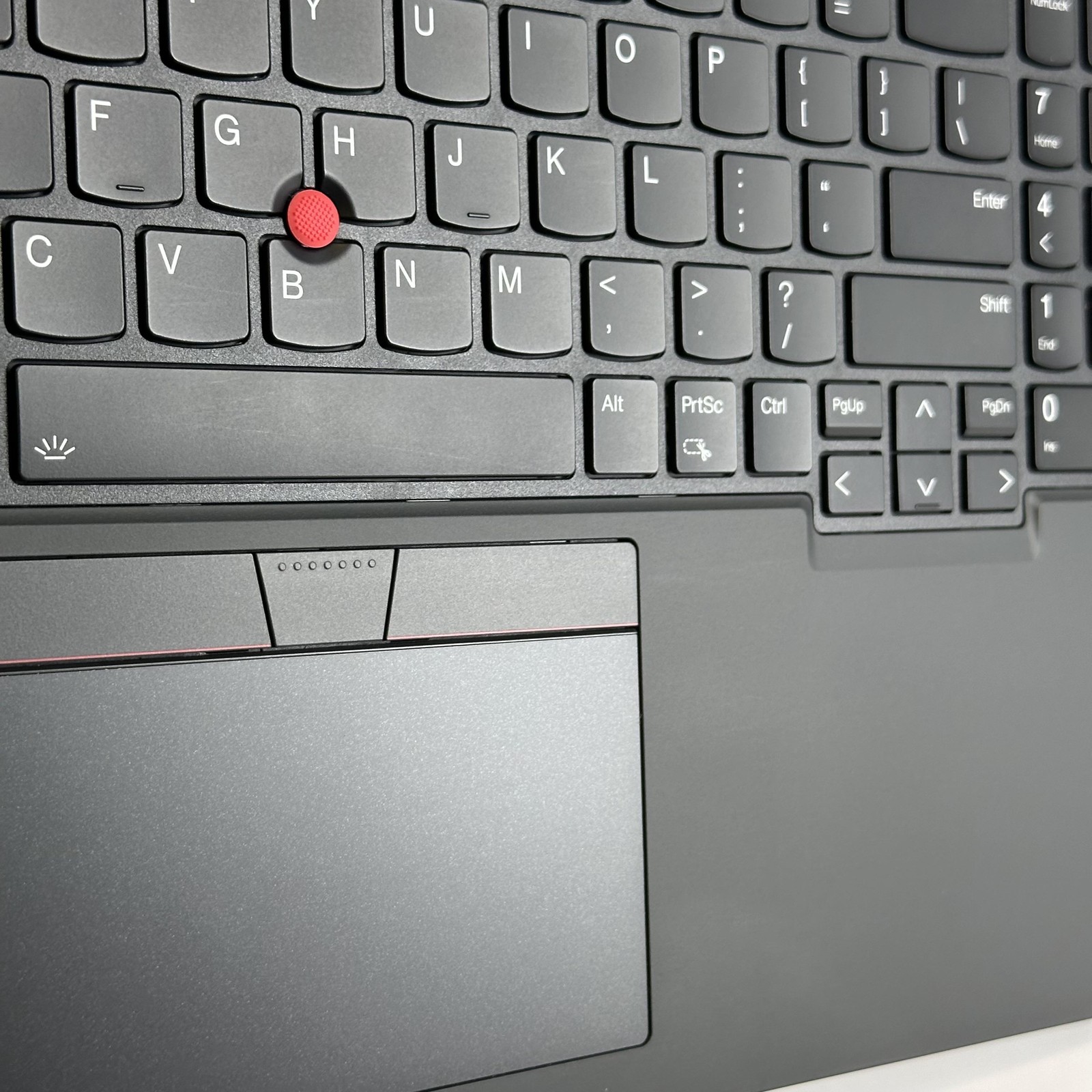 Lenovo ThinkPad P16v Gen 2 UHD+ 1.4 GHz Ultra 7 155H 32GB 2TB SSD RTX 1000 Ada