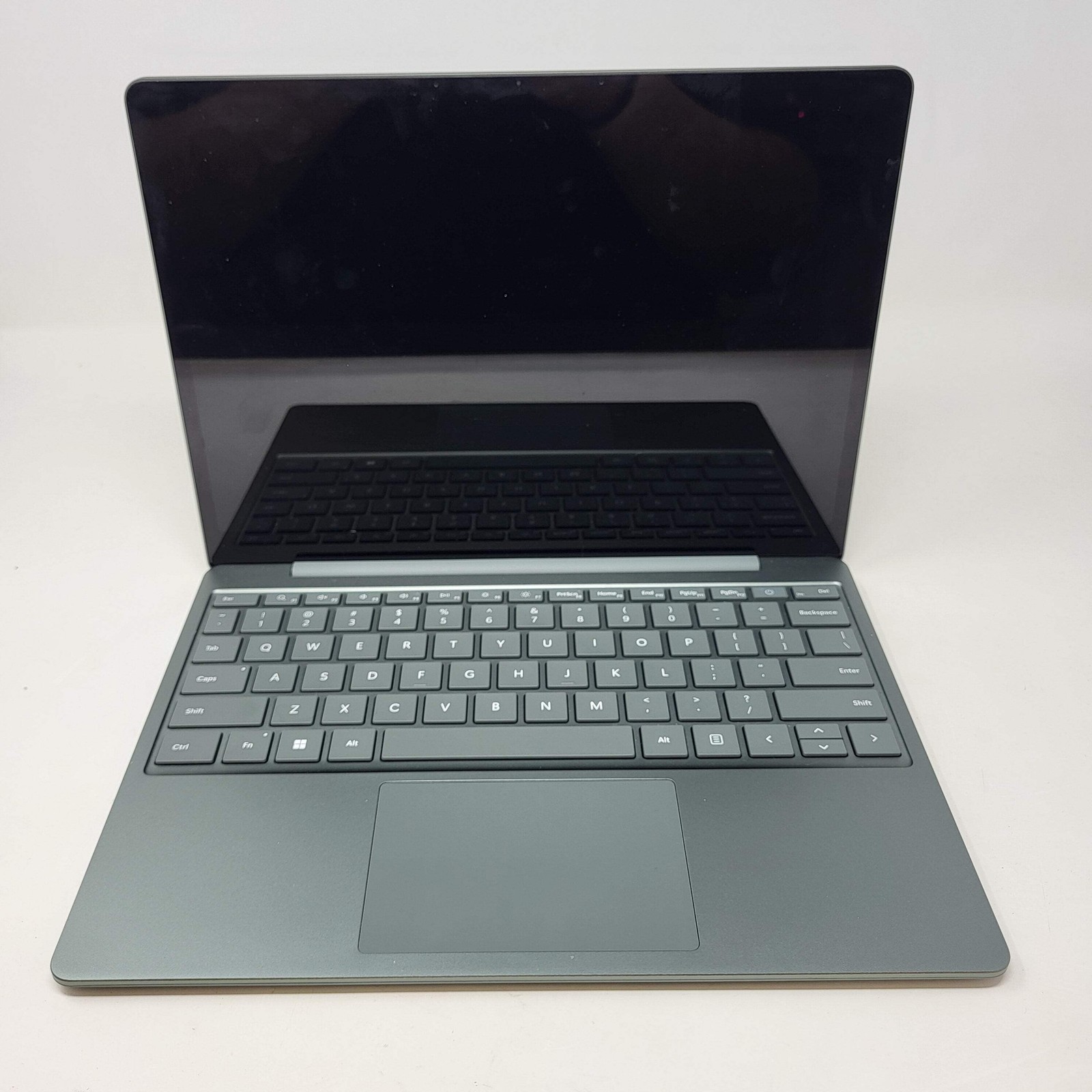 Microsoft Surface Laptop Go 3 1796 12.4″ i5-1235U 2.5GHz 8GB RAM 256GB SSD