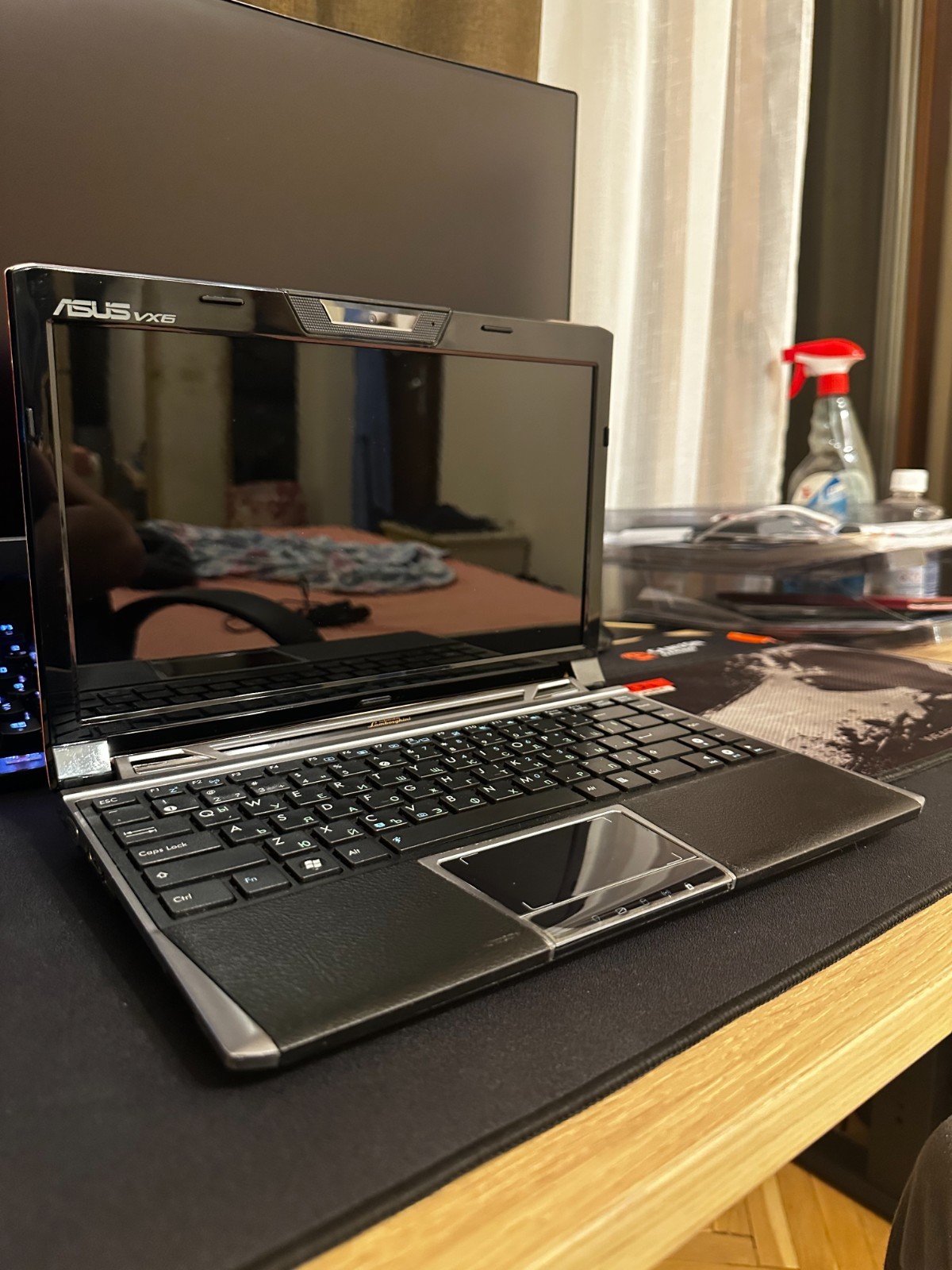 RARE ASUS VX6 Lamborghini Edition Red Laptop Windows 7 12″ Webcam HDMI USB 3.0