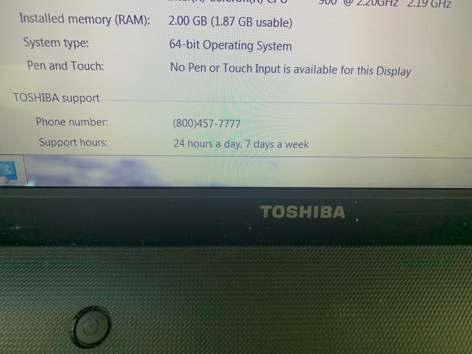 Toshiba Satellite C655-S5049 15.6″ Intel Celeron 900 2.20GHz 2GB RAM 250GB Win 7