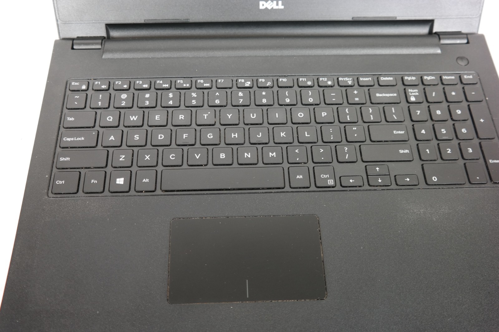 Dell Inspiron 3541 15.6″ – AMD A6 – Radeon R4 – 4GB RAM – No HDD – Boots to BIOS