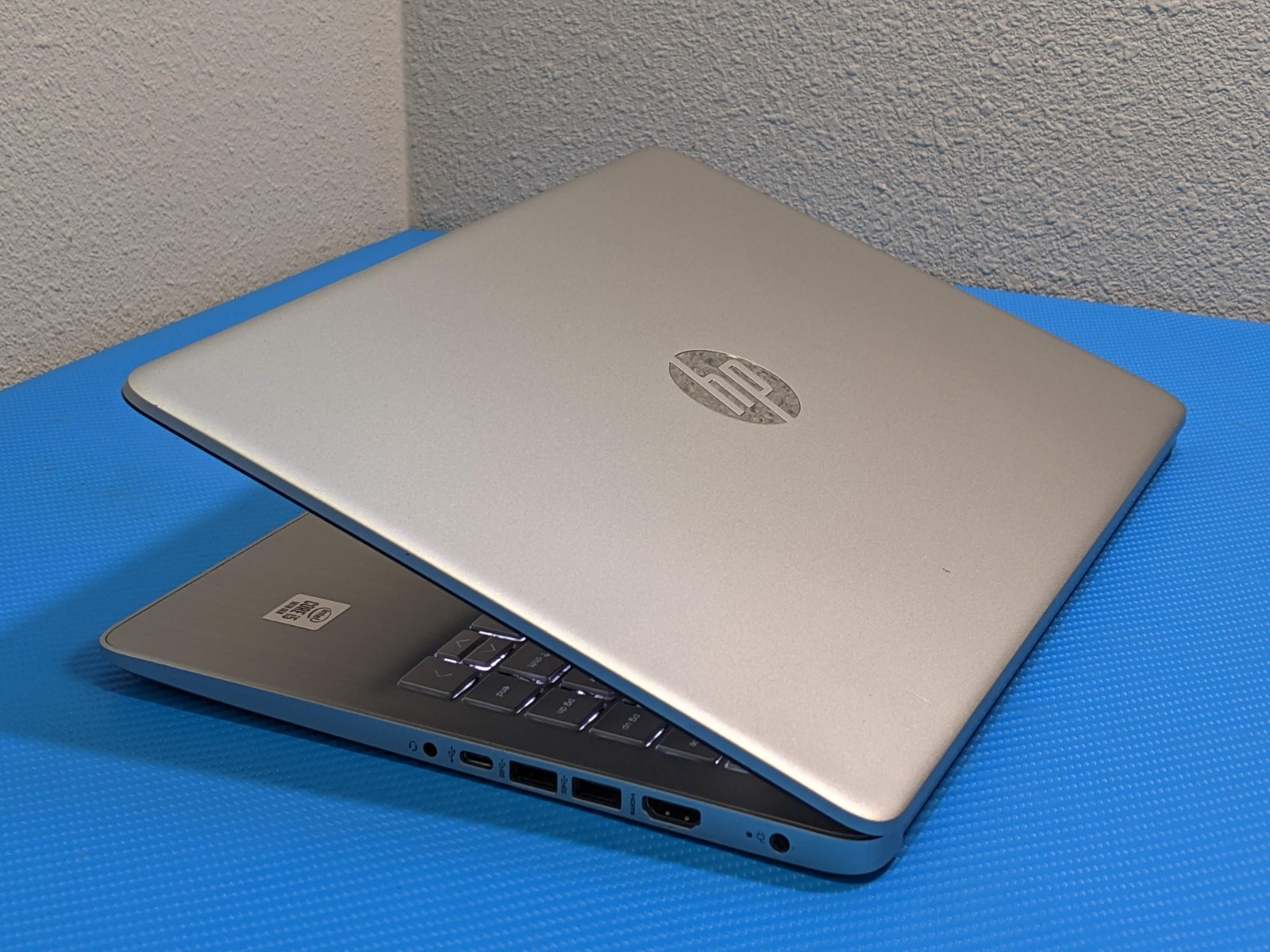 HP 14-dq1033cl 14″ FHD i5-1035G1 1GHz 12GB 128GB SSD Win11Home 99tt +Charger