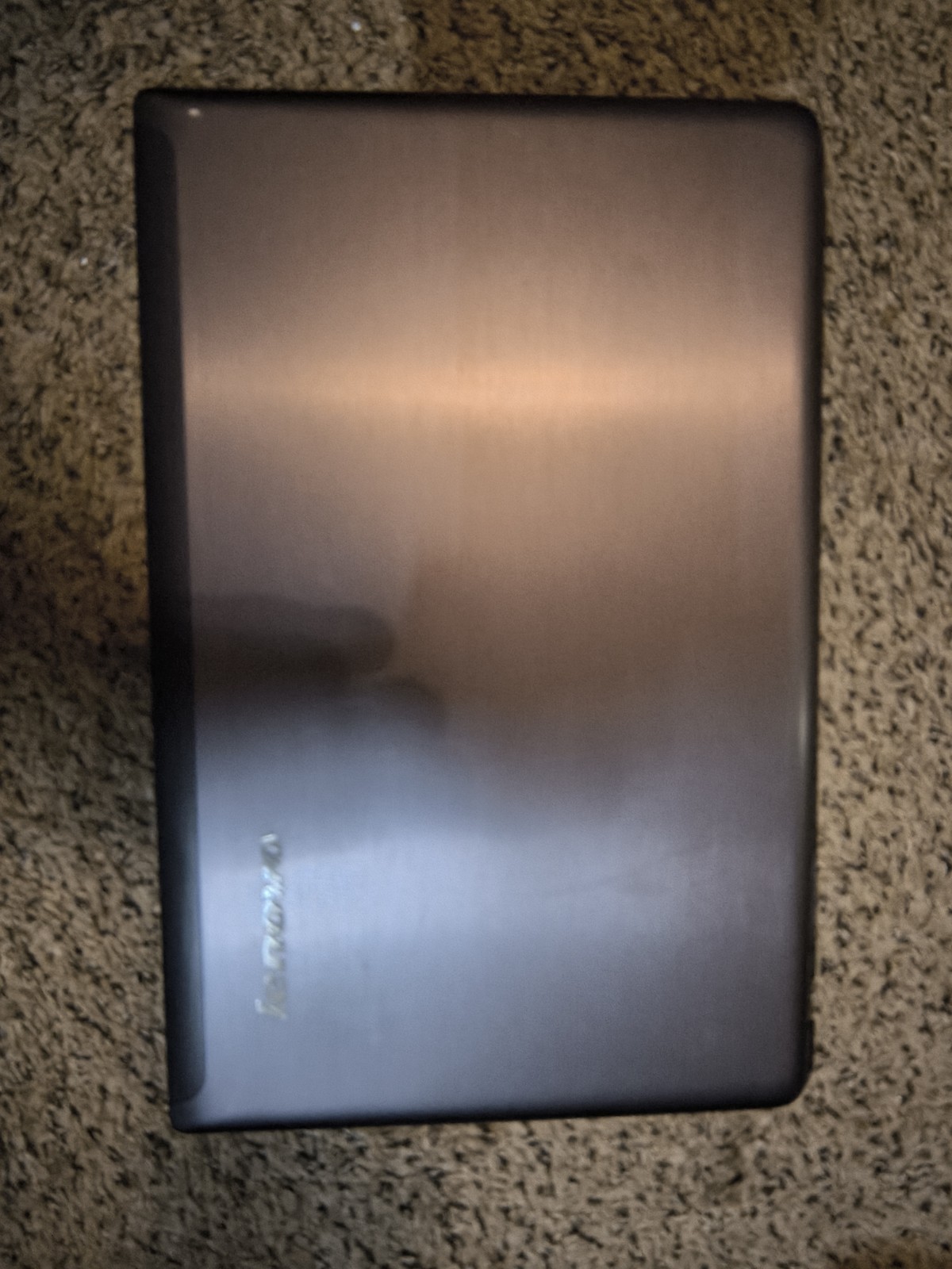 Lenovo IdeaPad Z570 i3-2310M 4GB 160GB HDD DVDRW Ubuntu