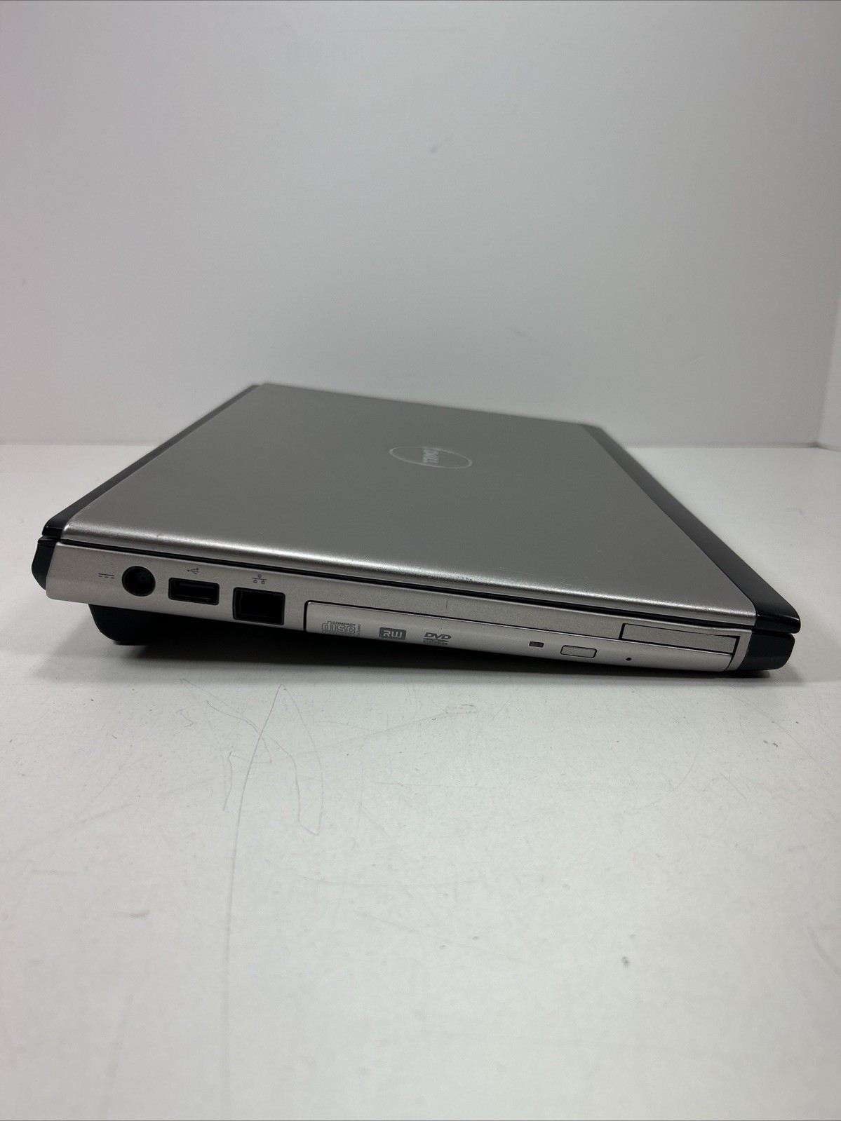 DELL VOSTRO 3300 13.3″ i5-M560 6GB Ram 500GB HDD NVIDIA GEFORCE WIN 7 PRO