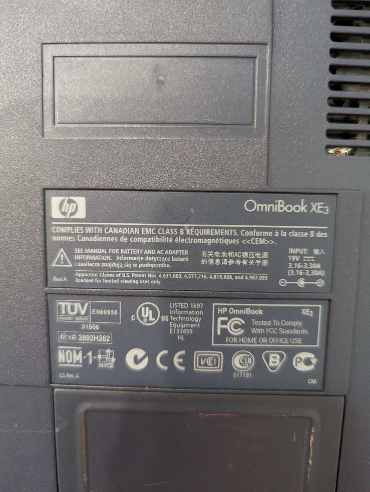 HP OmniBook XE3 Vintage Rare Laptop