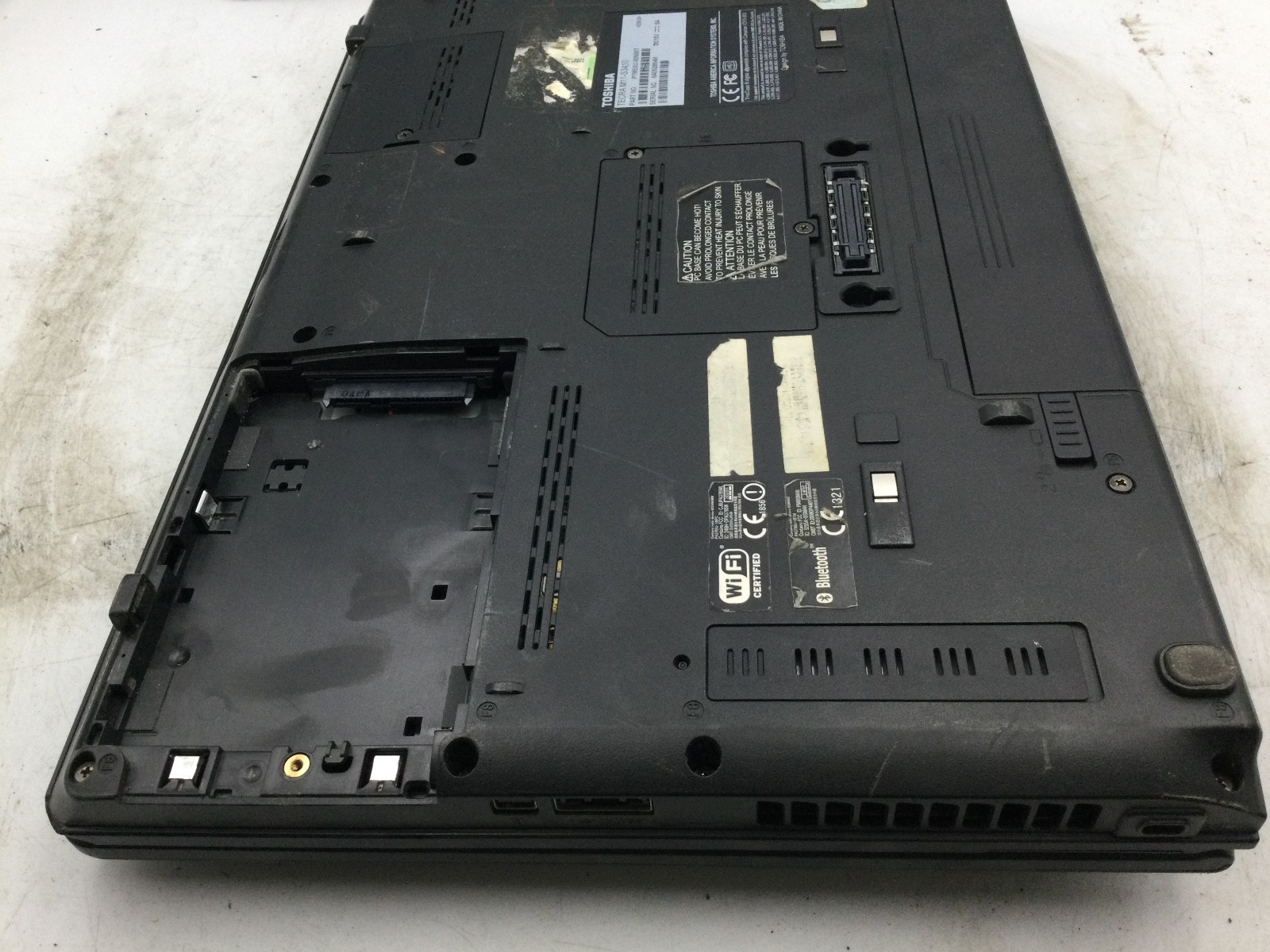 Toshiba Tecra M11-S3412 Intel Core i3-370M 14″ Laptop-DOES NOT POWER-BB