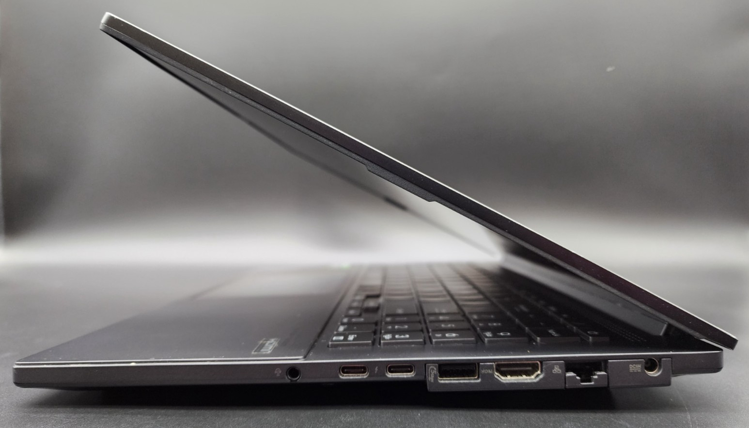 ASUS Vivobook Pro 15 Q543MJ 15.6″ Ultra 9 185H 24GB FHD OLED RTX 3050 for Parts