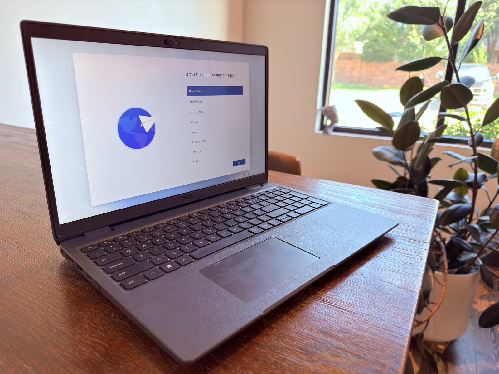Dell Latitude 3540 15.6″ i7-1355U 13th Gen 16GB RAM 512GB NVMe SSD Windows11 Pro