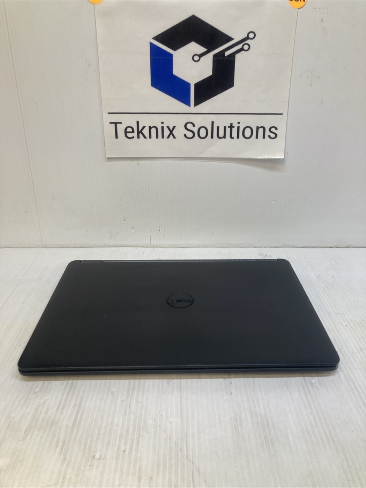 DELL LATITUDE E7450 INTEL CORE I5-5300U 2.30GHZ 4GB RAM NO HD Boot to BIOS