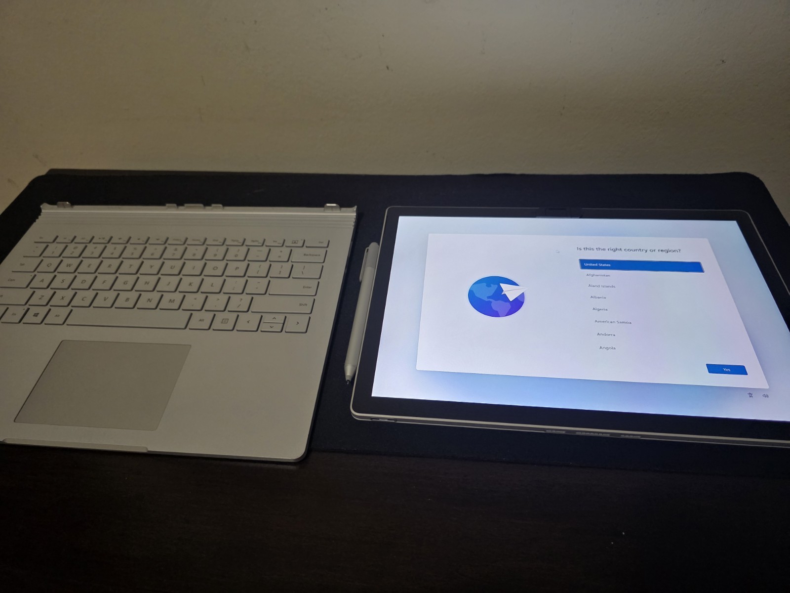 MS Surface Book w/ Extras-Surf Pen, Charger, Surface Precision Mouse w/ Box.