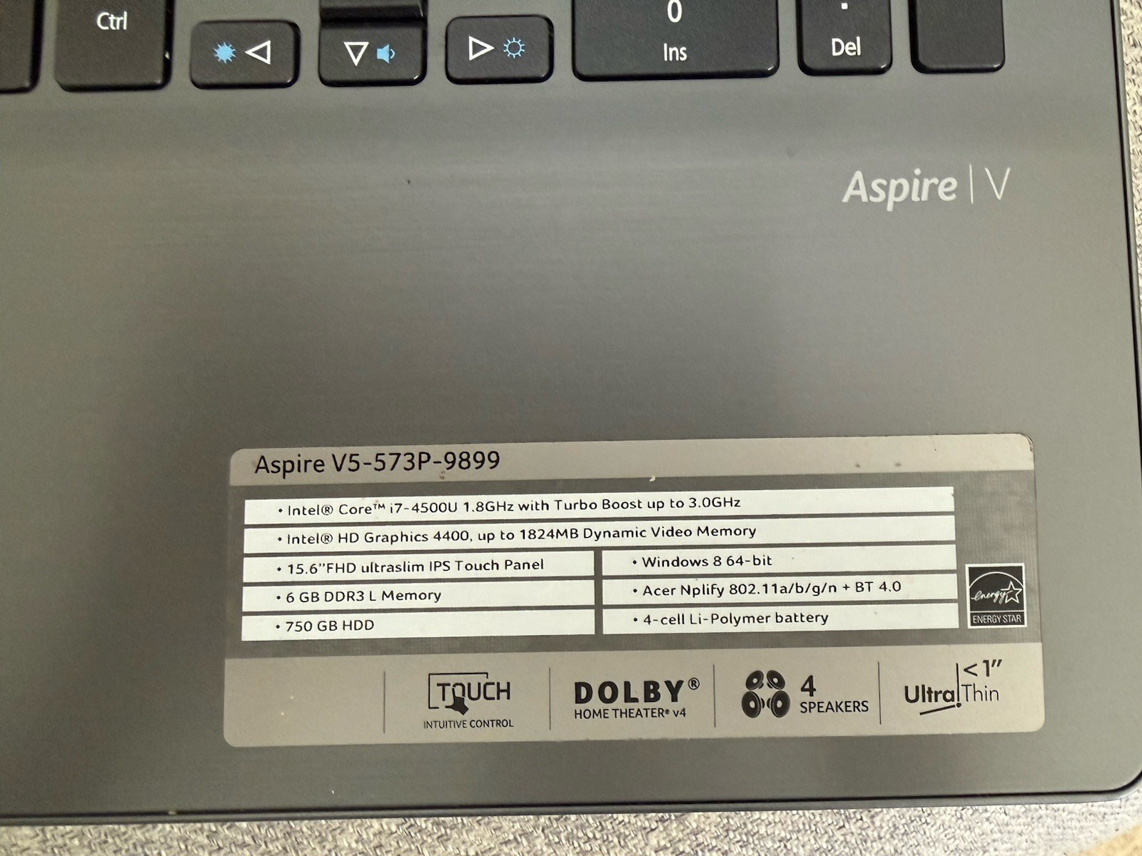 Acer Aspire V5-573P 15.6” Touchscreen Laptop i5 750GB Windows 8 + Charger