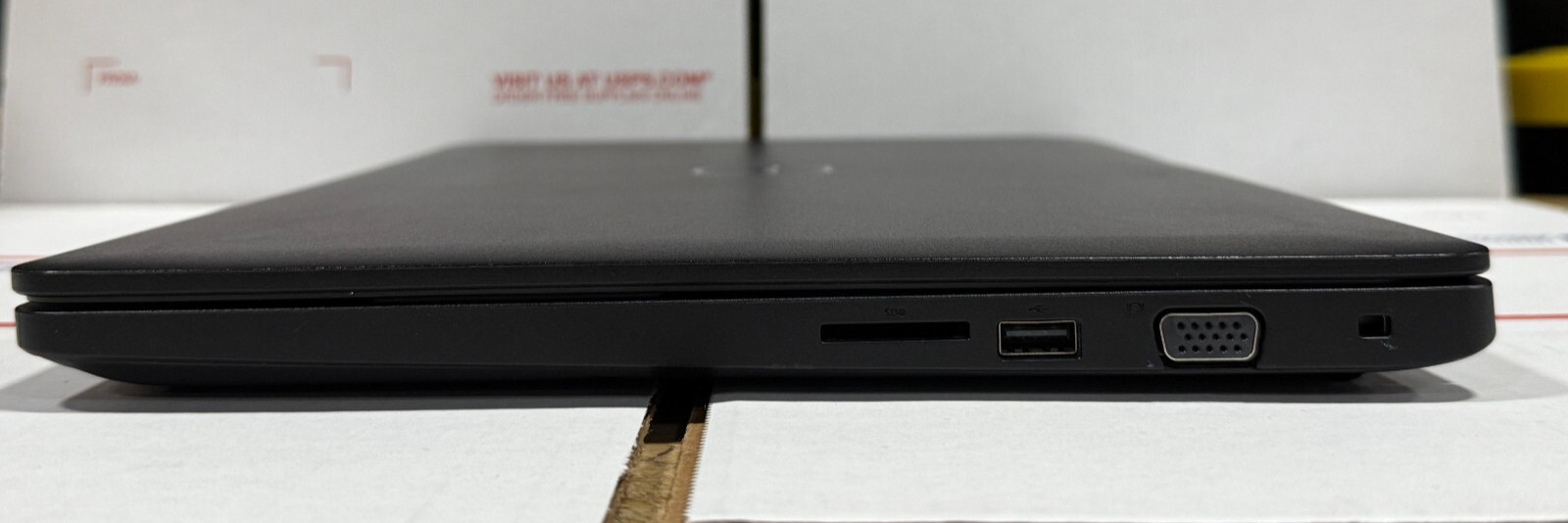 Dell Latitude 3580 Core i3-7100U -12 GB RAM , 256GB SSD Win 11 Pro, OEM Charger
