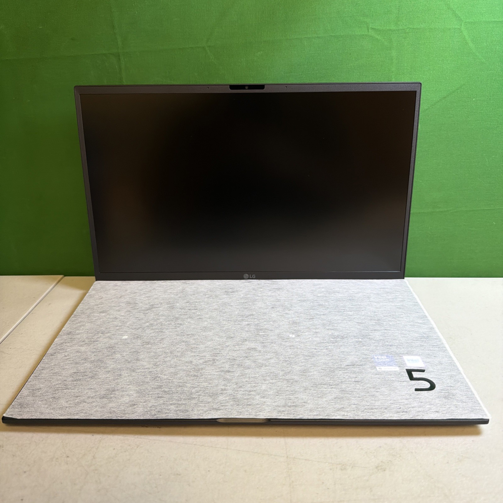 LG Gram 15Z90ou 16GB RAM 1TB SSD (New) Read Description