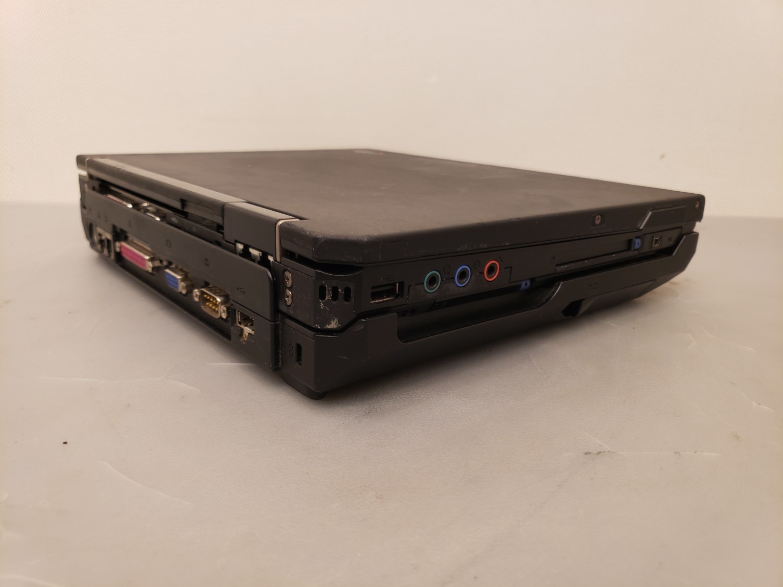 Vintage IBM ThinkPad X31 Laptop w/ Dock Pentium M 256MB OEM XP ***BAD BACKLIGHT