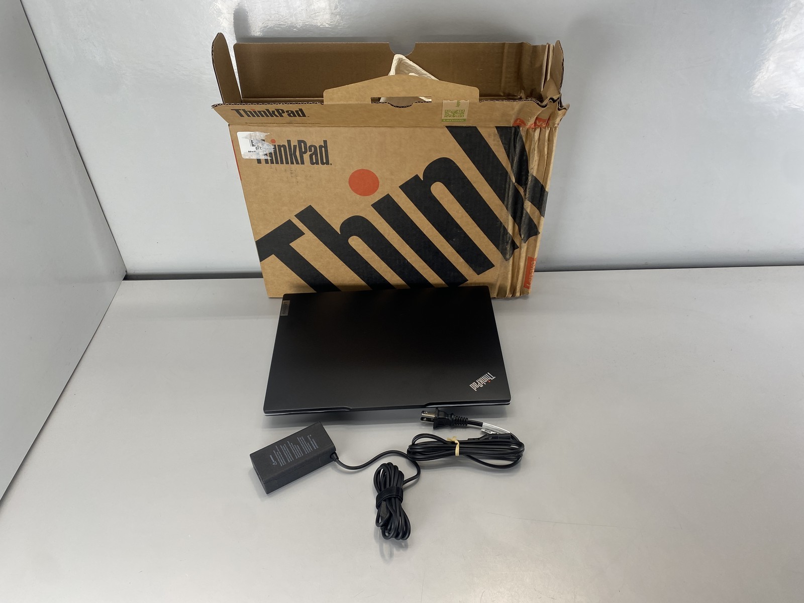 Lenovo Laptop Thinkpad E14 Gen 6 14″ Intel Core Ultra 5 125U 512GB- Black
