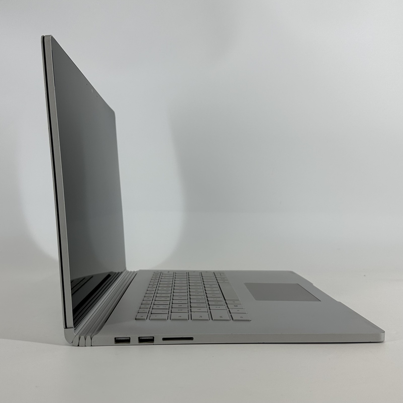 Microsoft Surface Book 2 15 TOUCH i7-8650U 1.90GHz 16GB 256GB SSD BAD BATTERY
