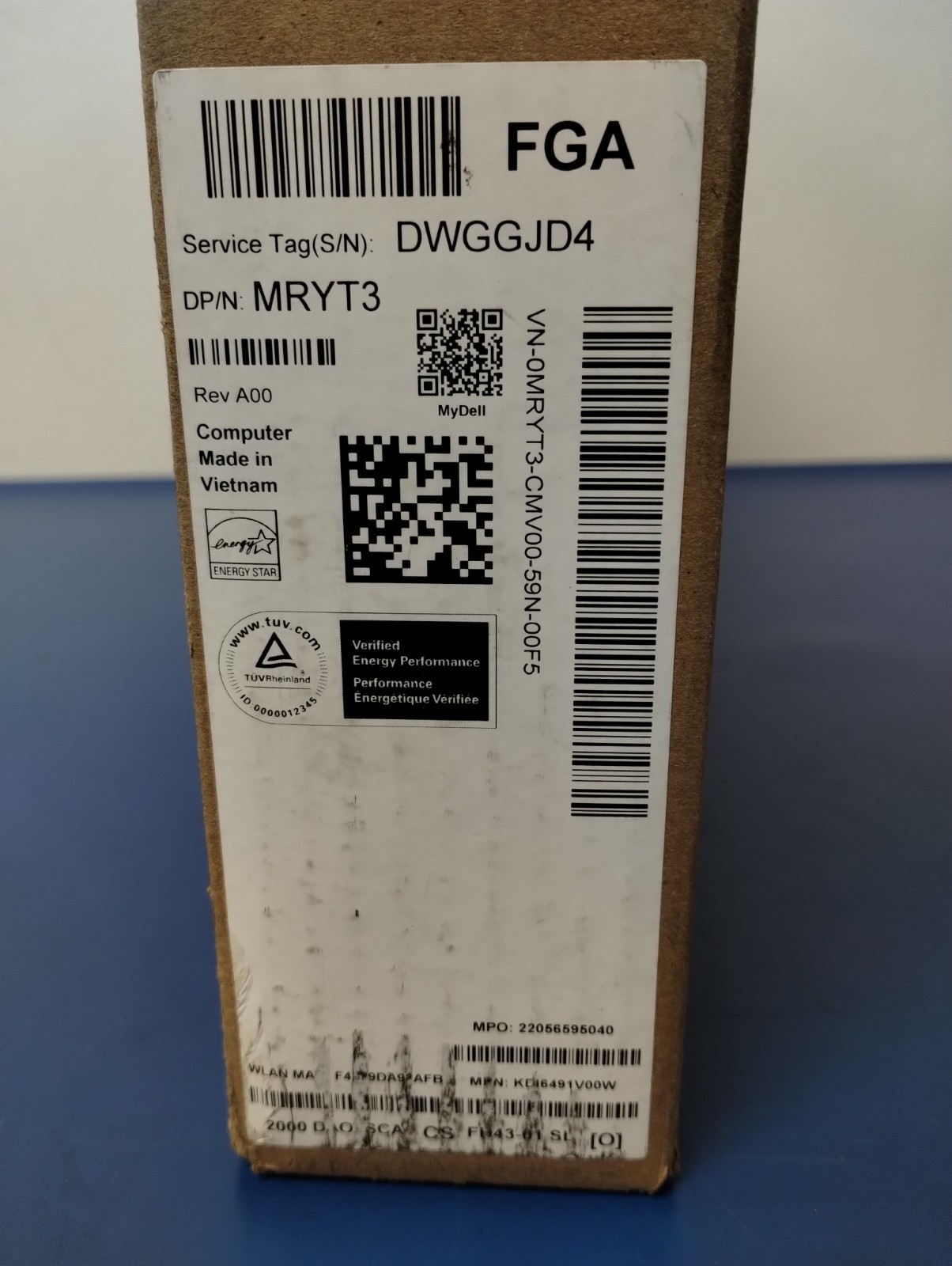 DELL 16 DC16250 MRYT3, AMD Ryzen 7 7730U, 2.00 GHz, 16 GB RAM, 512 GB NVMe SSD
