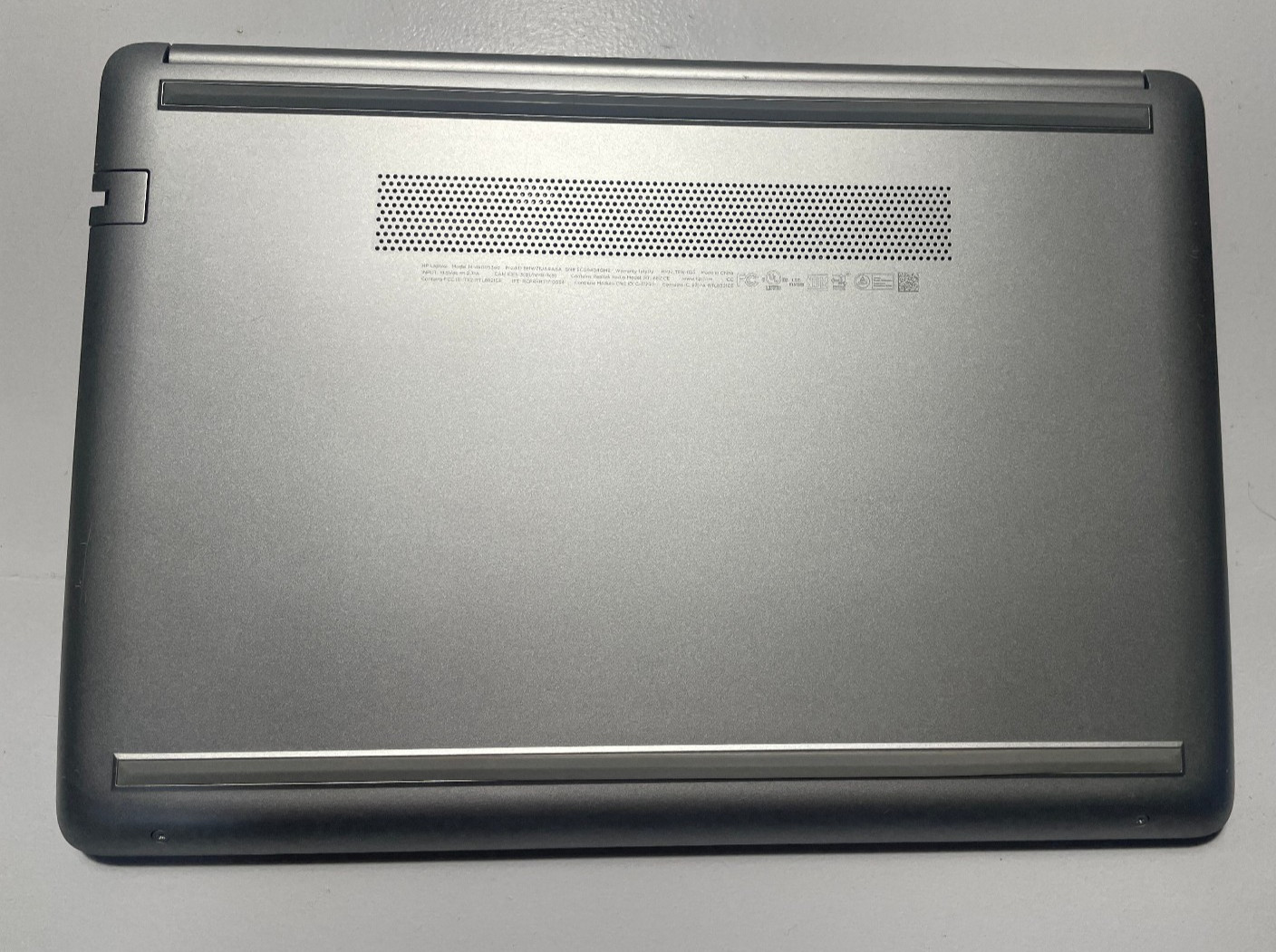 HP Notebook Laptop, 14″ Silver AMD A4-9125, 64 GB SSD, 4 GB RAM P/N 14-dk0053od
