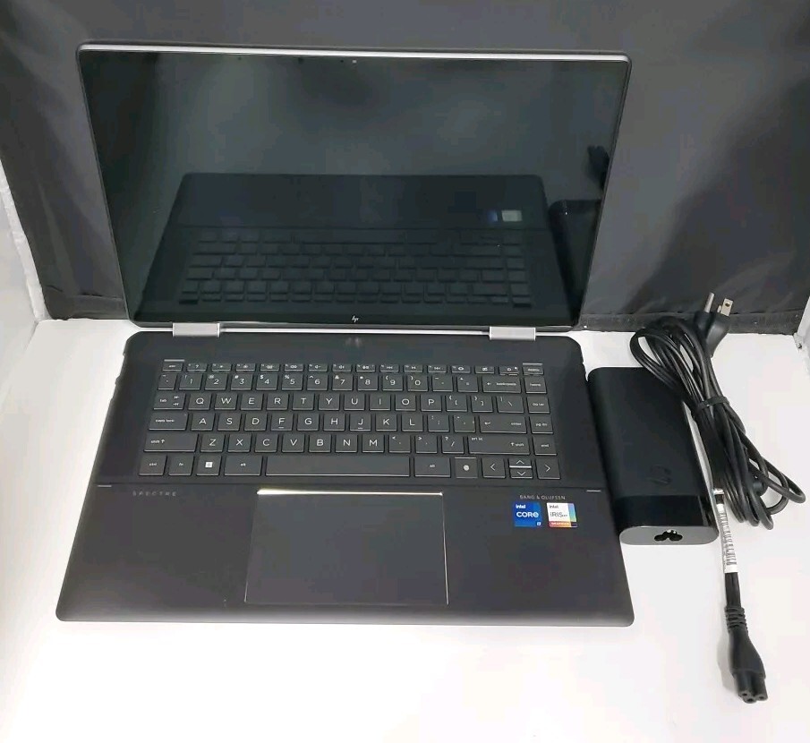 HP SPECTRE X360 16-F0xxx 2 in 1 Laptop 11th Gen i7-11390H 16GB RAM 512GB SSD