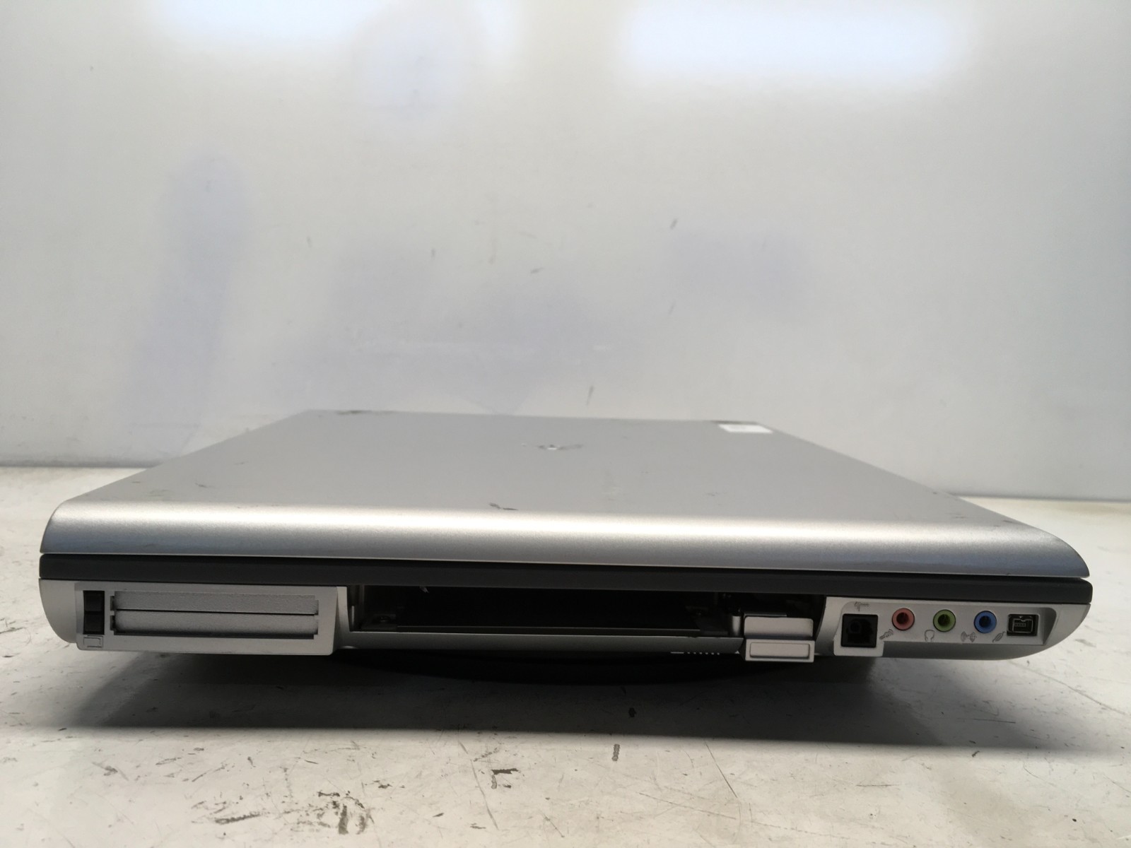Gateway 600YG2 Intel Pentium 4-M 2.4GHz 256 MB NO HDD