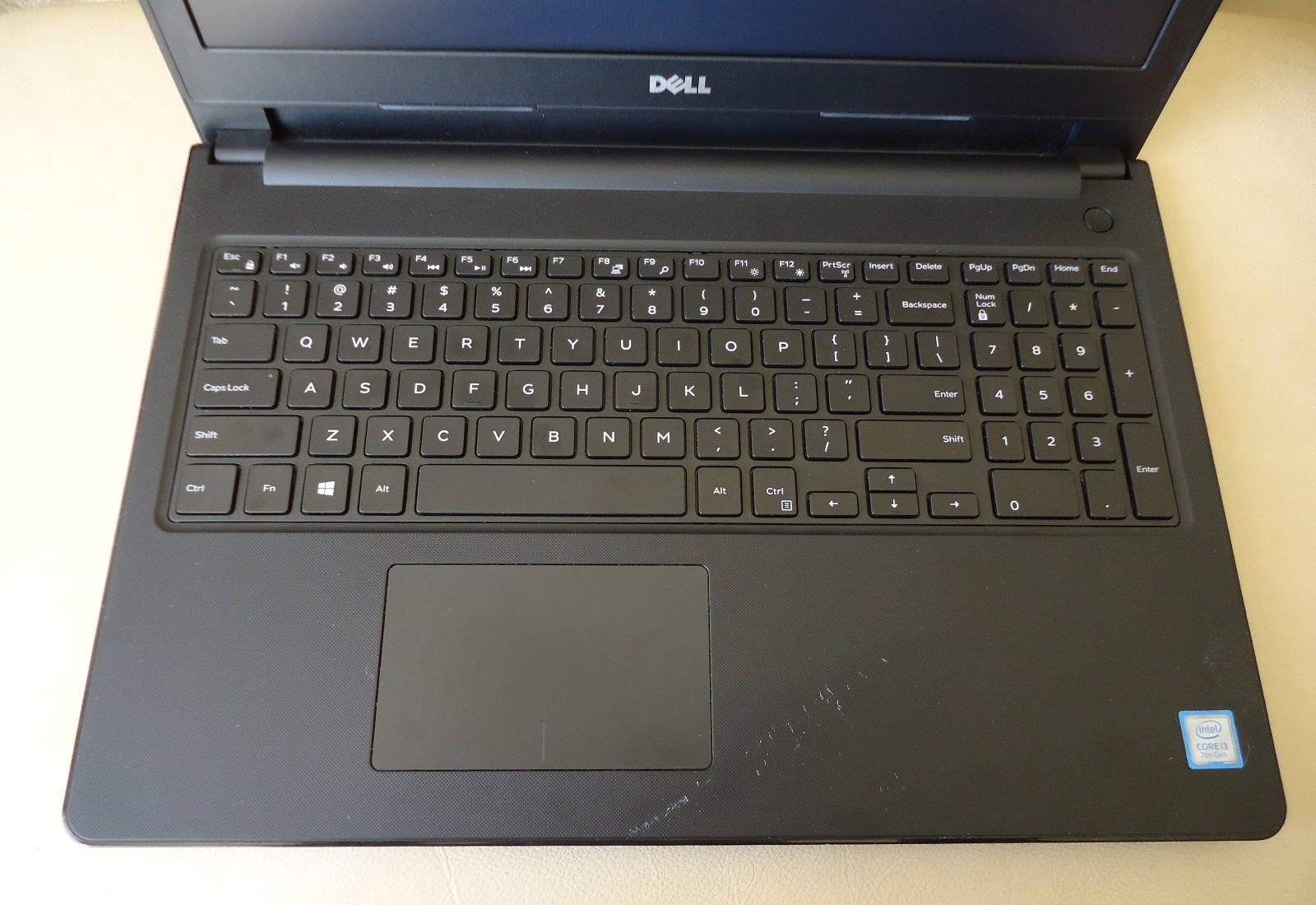Inspiron 15-3567 i3-7020U 2.70GHz 8GB RAM 128GB SSD Windows 11 MS Office