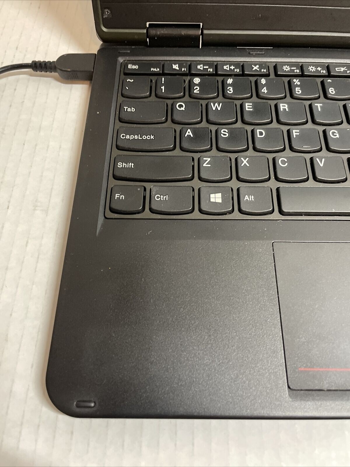 Lenovo Yoga 11e 11.6″ Touch Laptop 3rd Gen. CELERON 4GB RAM 128GB SSD Windows 10