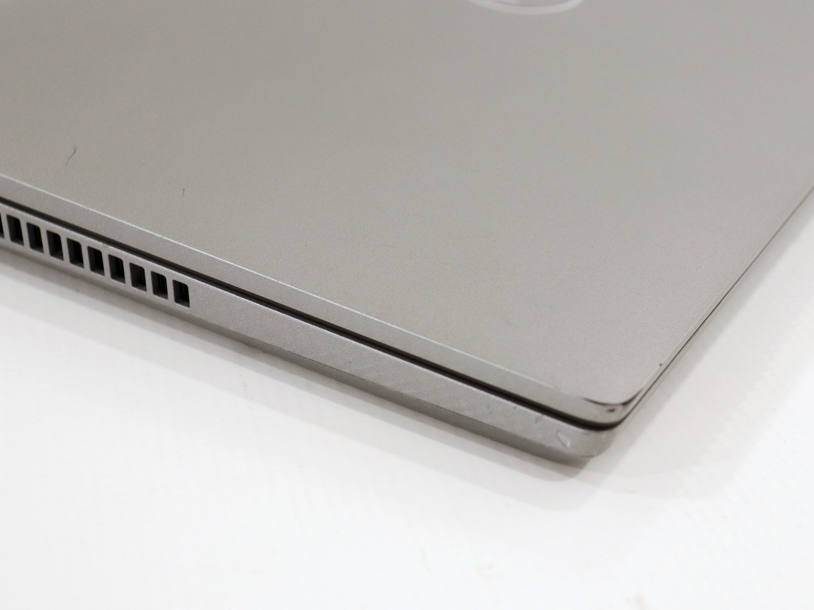 Dell Precision 3470 14″ i7-1270P 8GB RAM – BIOS Locked No SSD/HD/OS