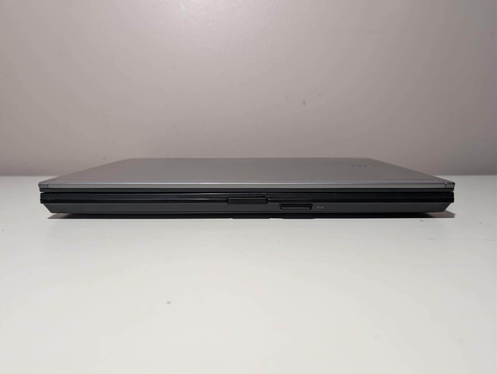 Dell Latitude E6410 | i5 4GB RAM 250GB HD | NVIDIA Backlit Win 7 32-Bit DVD+RW