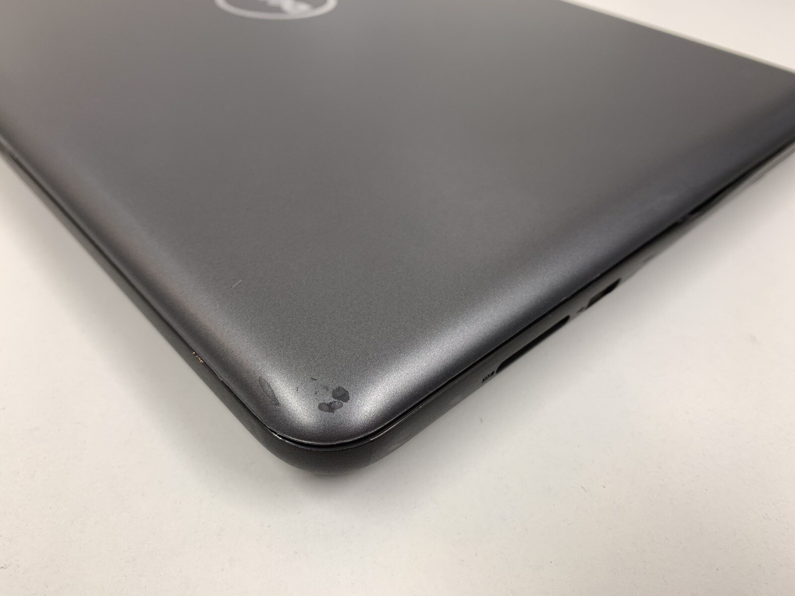 Dell Inspiron 5565 AMD A9 7th Gen, 5 Compute Cores | 8GB RAM, NO HDD | #T238