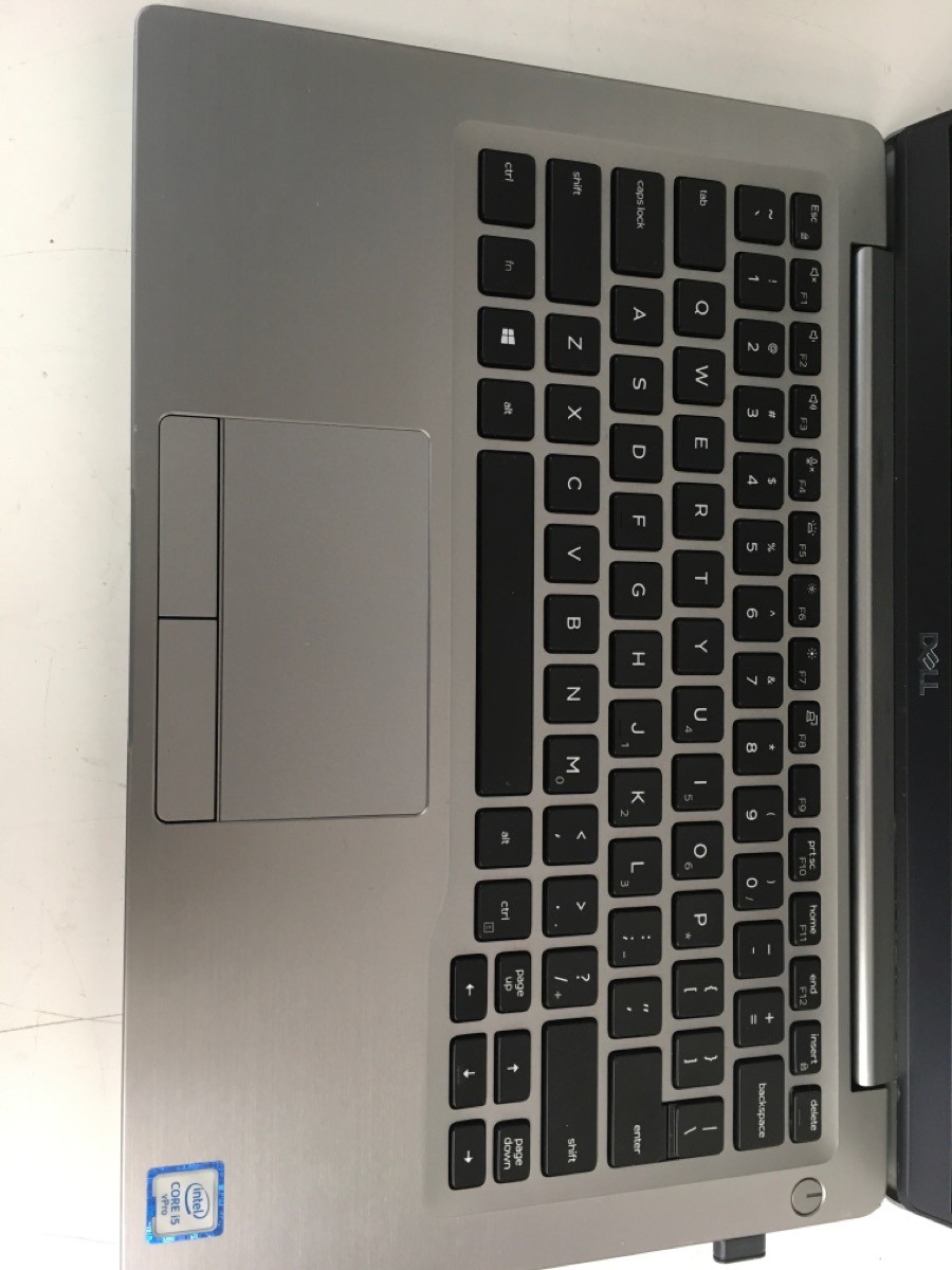 DELL COMPUTER LATITUDE 7400 (P24034607)