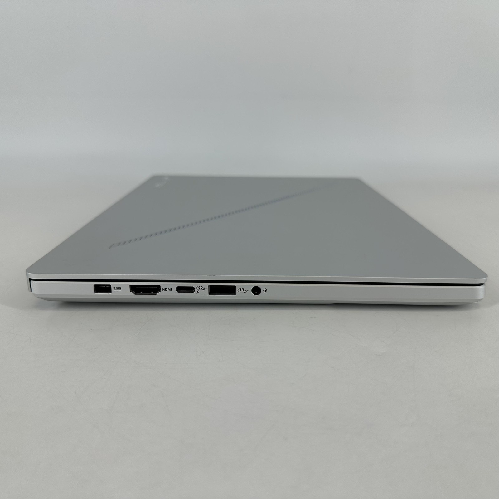 Asus ROG Zephyrus G14 GA403 14 QHD+ 2.0GHz Ryzen AI 9 HX 370 32GB 2TB RTX 5080