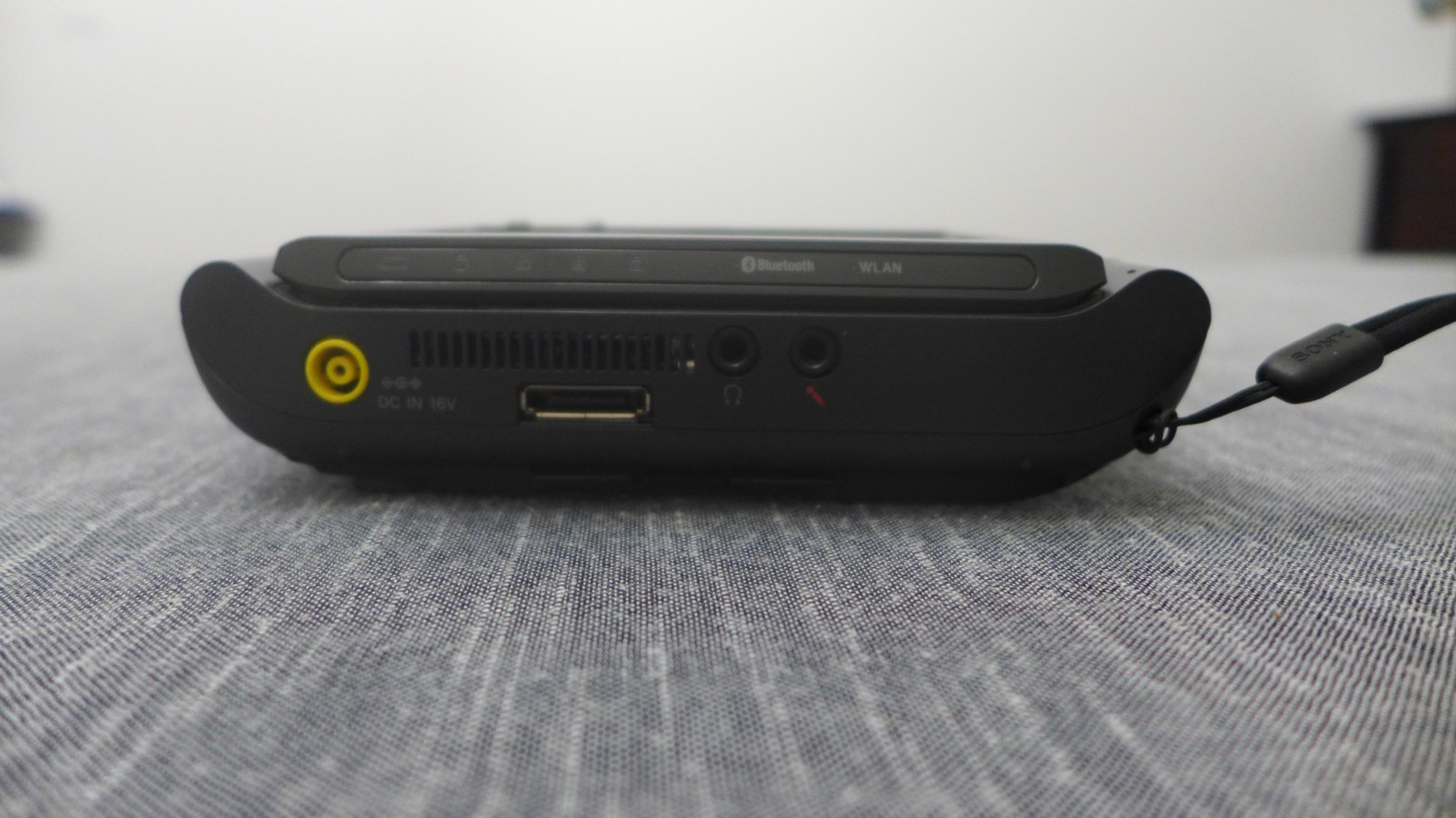 Sony Vaio VGN UX90S Micro PC UMPC – Black, Japan model, Full Accessory Bundle