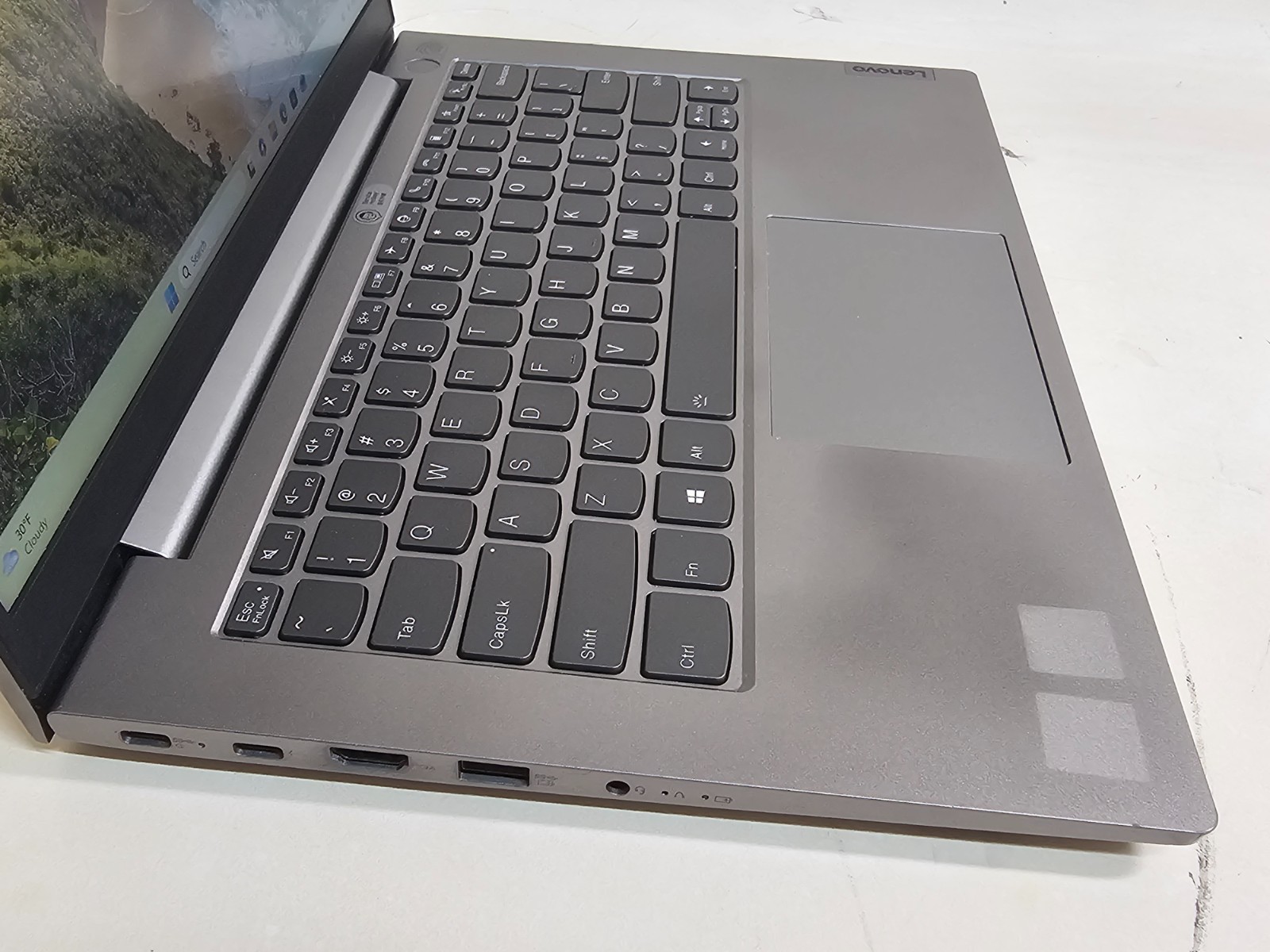 Lenovo ThinkBook 14 G2 ITL – 2.8 GHz i7-1165G7 16GB 512GB 14″ Touchscreen – SP1