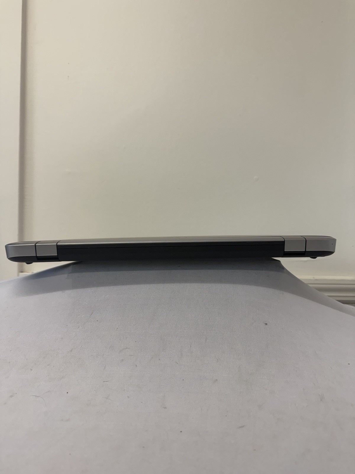 HP Probook 470 G3 Laptop – Good Screen – Intel i5-6200U – RAM 8 GB – Read Des