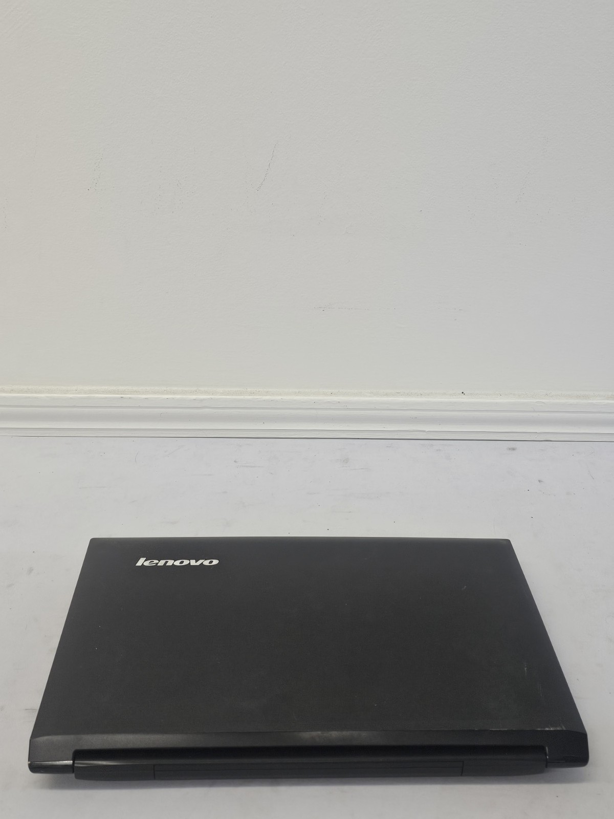 Lenovo B575 Laptop – AMD E-350 – 4GB RAM – 320GB HDD – Windows 10