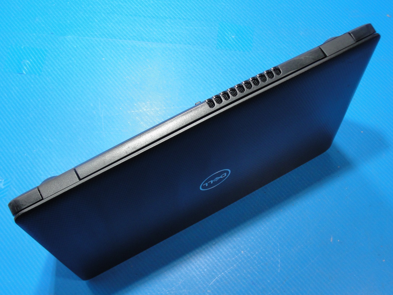 Dell Inspiron 3493 Intel Core i5-1035G4 1.1GHz 4GB 128GB SSD 14″ HD Win 11 Home