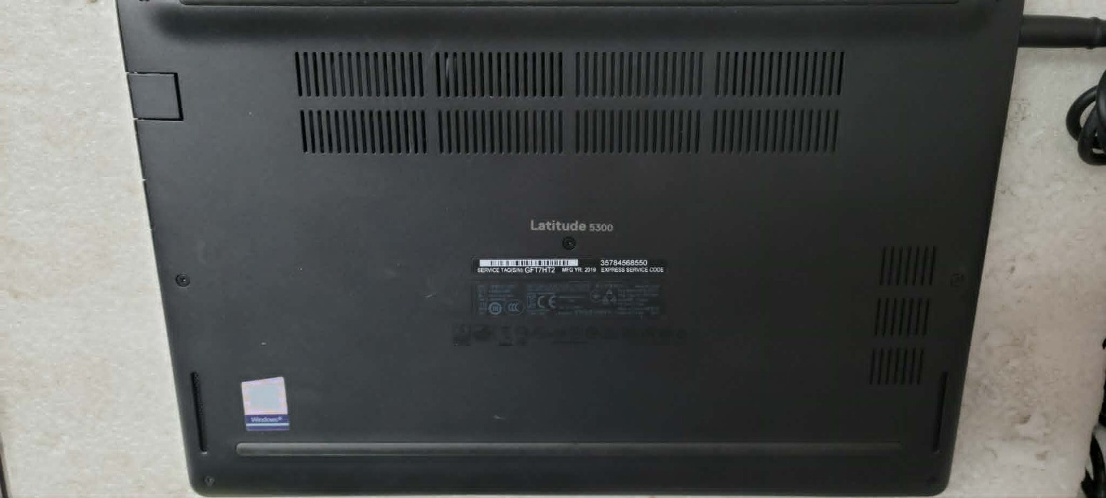 Dell Latitude 5300 13.3″ i7-8665U @ 1.9GHz 4GB RAM – No SSD/OS – Good Battery